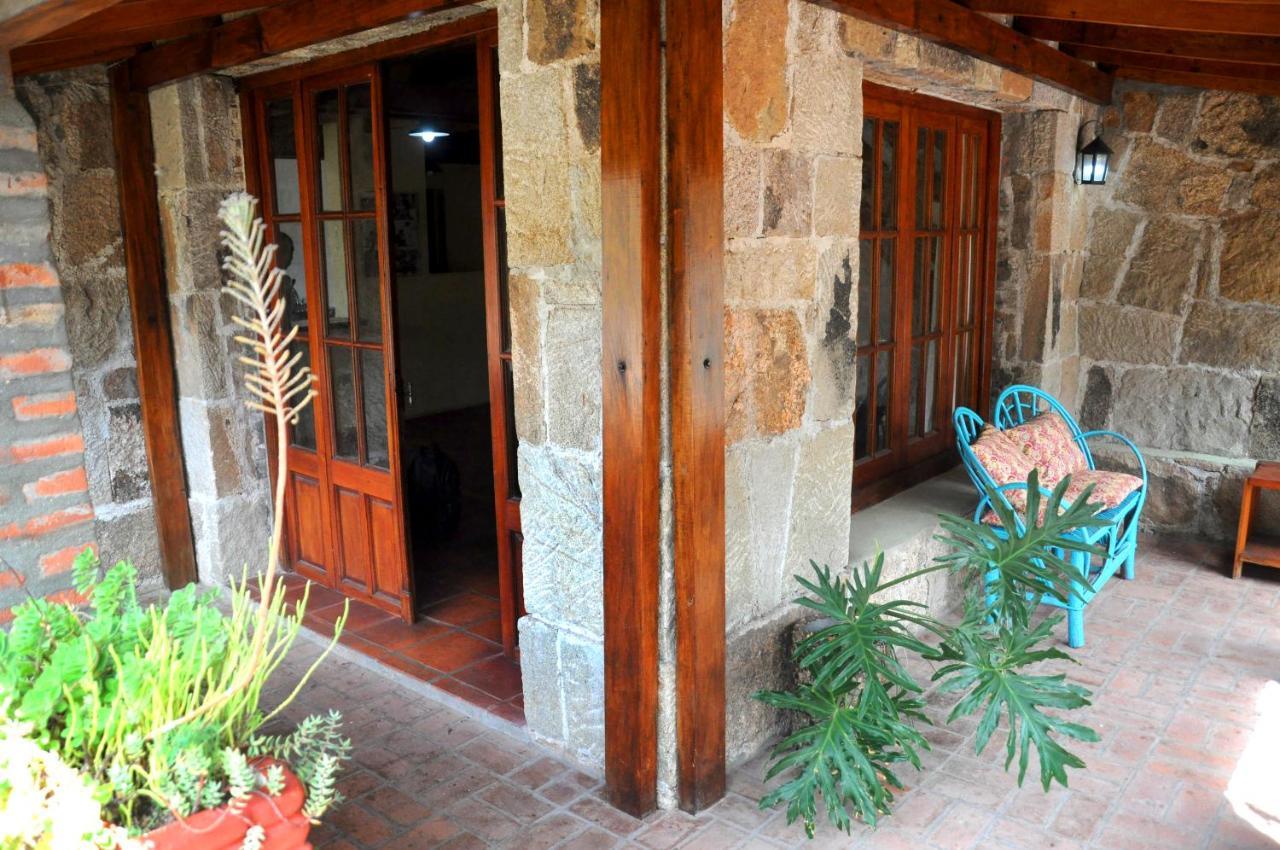 La Toma Complejo De Montana - Cabanas Y Habitaciones En Hosteria Mina Clavero Exterior photo