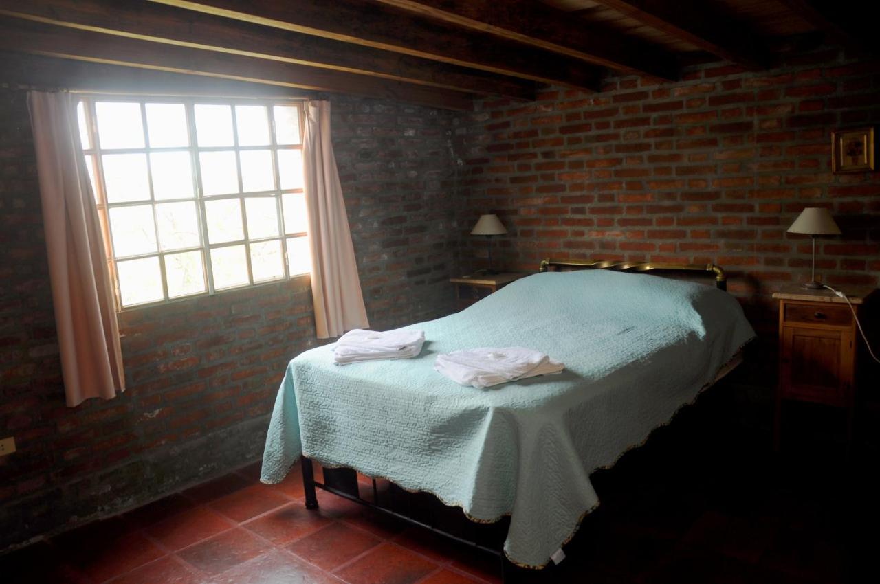 La Toma Complejo De Montana - Cabanas Y Habitaciones En Hosteria Mina Clavero Exterior photo